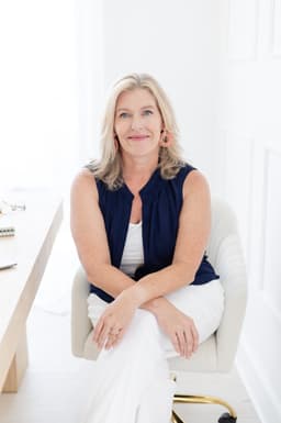 Elisa Hawkins
